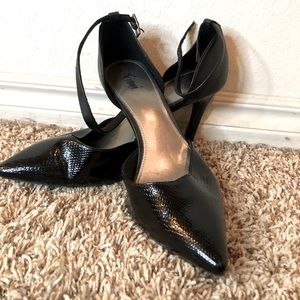 Pointed toe and Ankle straps